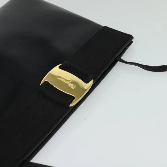 Salvatore Ferragamo Vala Shoulder Bag Leather Black Silver Auth - Picture 4 of 15